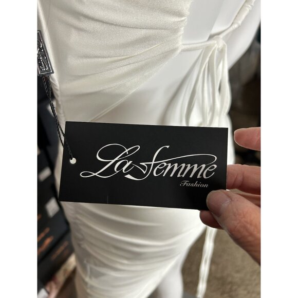 La Femme White Body hugging Party Dress, Size 4, NWT - Picture 6 of 8